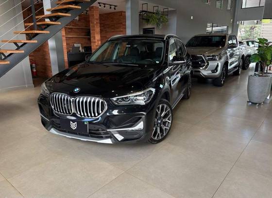 BMW X1 2.0 16V TURBO ACTIVEFLEX SDRIVE20I X-LINE 4P AUTOMÁTICO